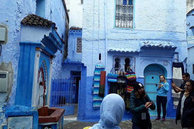 One-Way shared Transfer from Fez to Chefchaouen - Drivers who make the ride easier