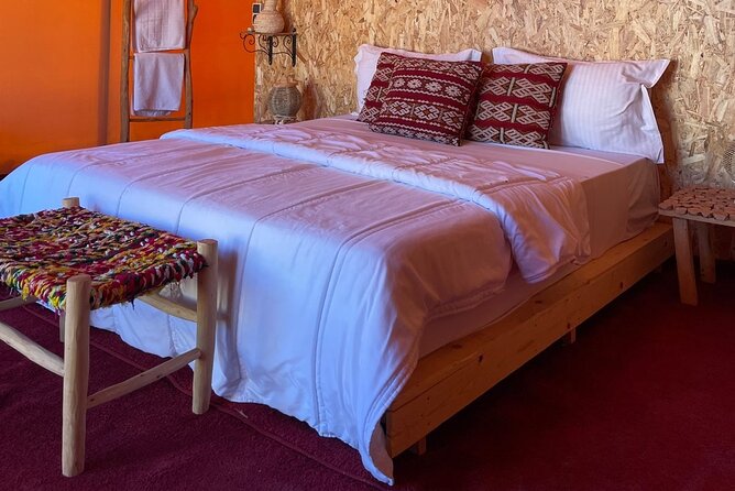Overnight stay in the Agafay Desert, Deluxe Tent with Show and Swimming Pool - Sunrise and breakfast the next morning