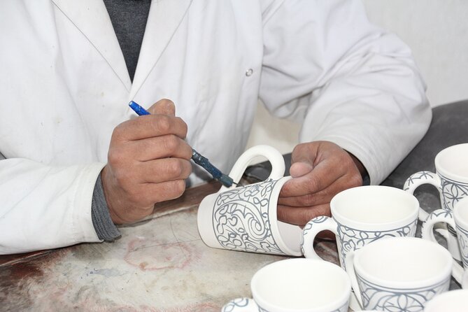 Pottery and Mosaic Workshop in Fes Led by Local Artisans - Entering a Fes pottery cooperative