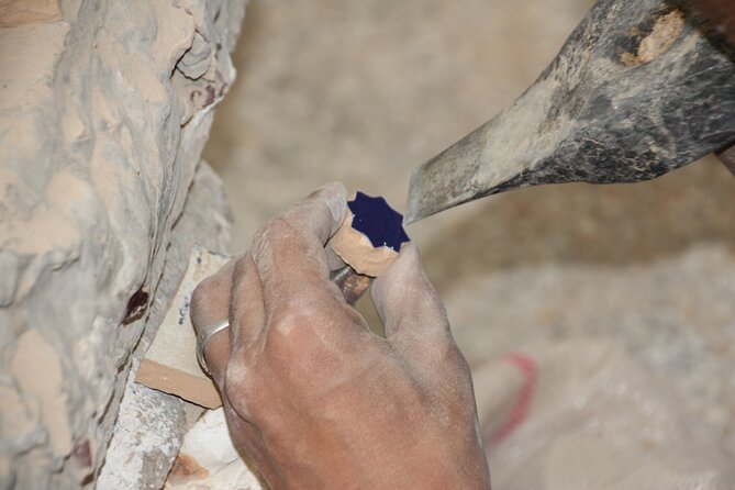 Pottery and Mosaic Workshop in Fes Led by Local Artisans - Painting Moroccan patterns on ceramic