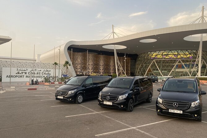 Private Airport Transfer: Menara Airport (RAK) to Marrakech - The arrival experience from curb to hotel