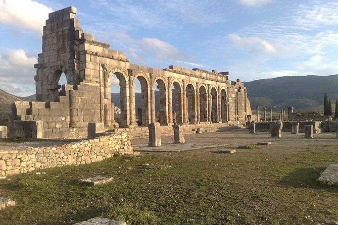 private Day trip from Fez to Volubilis and Meknes (without shopping) - Leaving Fez by highway or scenic road