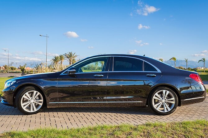 Private Driver in Casablanca for Customized Tours and Transfers - The airport meeting point and arrival routine
