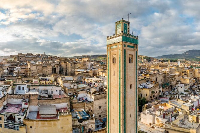 Private Fez Medina Guided Walking Tour - Seeing the Quaraouiyine and Andalusian mosques