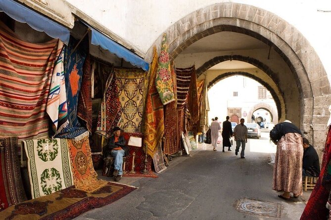 Private Tour of Casablanca with Hassan II Mosque Entry Ticket - Central Marketplace and the final shopping stop