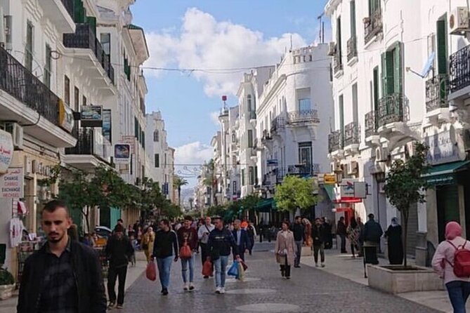 Private Walking Tour in Tetouan with Pickup - Guides, Pickup, and Timing
