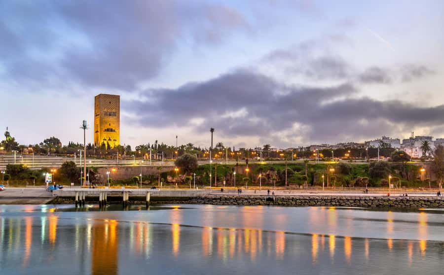 Rabat: Guided City Tour with Mausoleum Mohammed V Visit - The Royal Palace exterior and the passport rule
