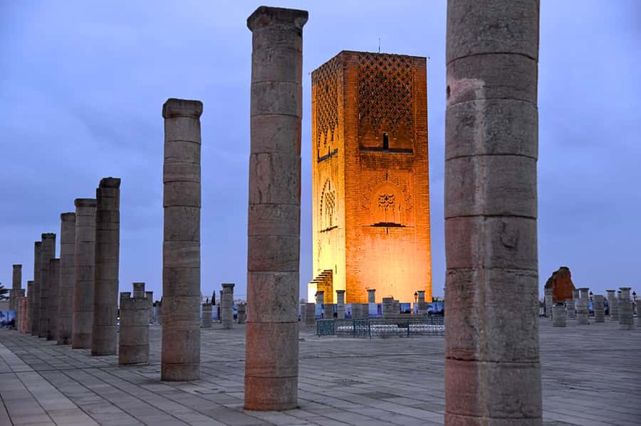 Rabat: Night Tour with traditional Moroccan Dinner - What this four-hour Rabat evening covers