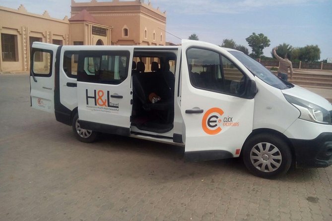 Round-Trip between Airport and Marrakech (Round trip) - The vehicle and comfort for groups of seven