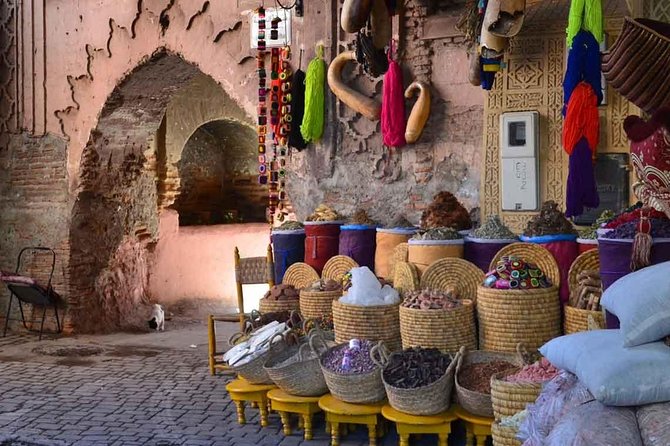 Souks Shopping Tours - From shopping stalls to working artisans