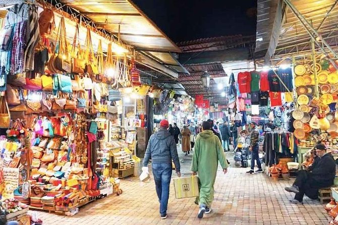 Souks Shopping Tours - Following the Souq Semmarine and its smaller lanes
