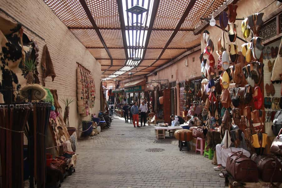 Sparkling Marrakech through the eyes of your local Guide - Entering Souk Semmarine with a guide