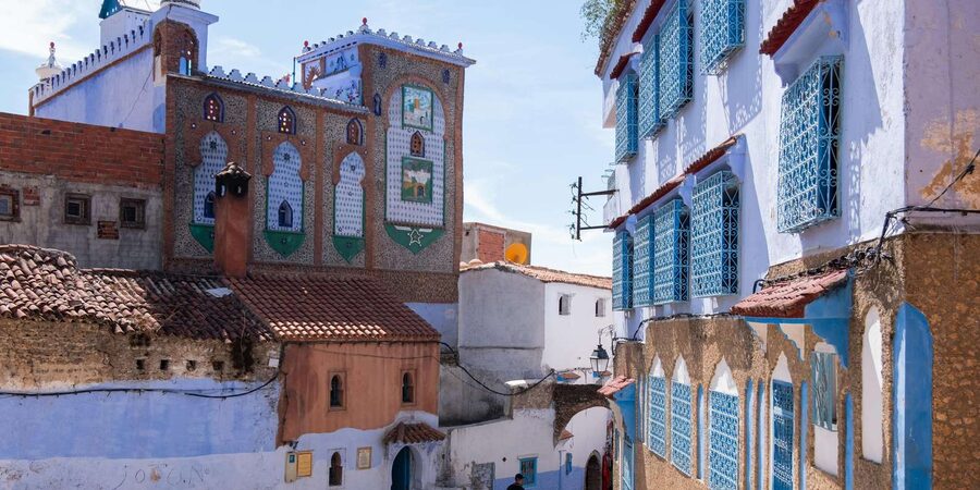 Tangier: Guided Day Trip to Chefchaouen - Transport, drivers, and group comfort