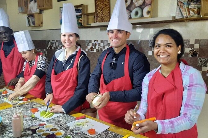 Tangier Private Cooking Class With a Local Family - A walk through the medina market