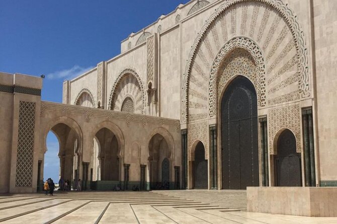 Tour of Casablanca from cruise or hotels, guided tour. - Rick’s Café and Casablanca’s film connection