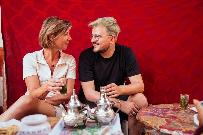 Treasures of Marrakech: Souks & Artisans Private Tour - Ending back at Jemaa el-Fnaa
