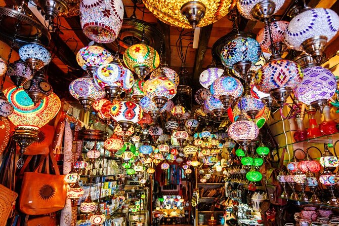 VIP shopping tour in the local souks of Marrakech - Bargaining without losing your patience