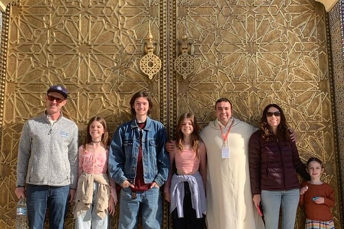 Walking Tour in Old Medina Fez with Official Guide - Entering Fes el-Bali on foot